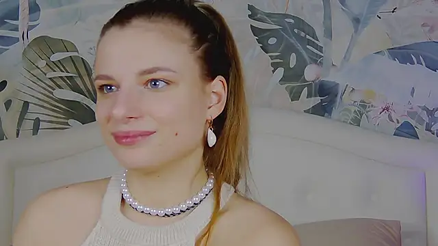 Snapshot of LanaSparks chatting on 03/08/25, 10:43 LanaSparks online show from 03/08/25, 10:43