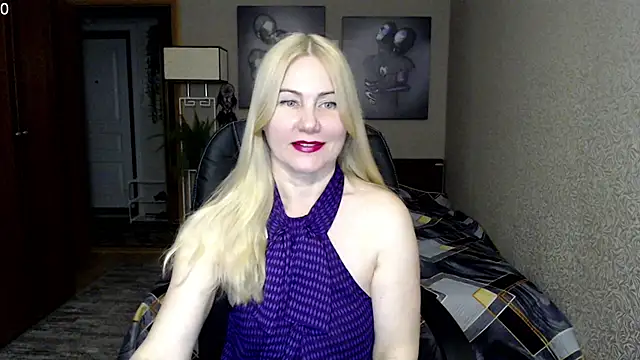 Snapshot of _Mire11a69 chatting on 02/14/25, 05:25 Mire11a69 online show from 02/14/25, 05:25