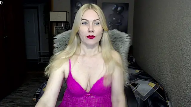 Snapshot of _Mire11a69 chatting on 01/22/25, 02:03 Mire11a69 online show from 01/22/25, 02:03