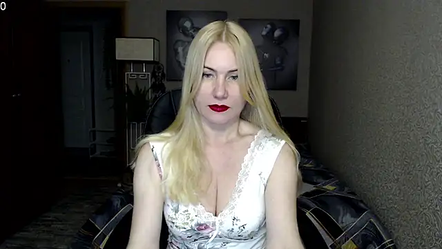 Snapshot of _Mire11a69 chatting on 02/05/25, 08:04 Mire11a69 online show from 02/05/25, 08:04