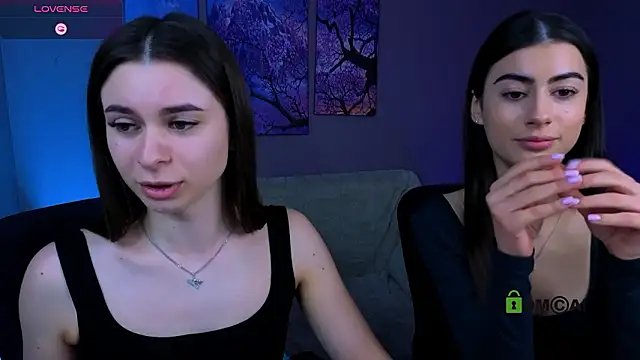 Snapshot of flora_ri chatting on 01/15/26, 10:18 flora ri online show from 01/15/26, 10:18