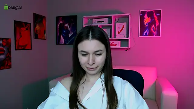 Snapshot of flora_ri chatting on 11/19/25, 01:22 flora ri online show from 11/19/25, 01:22