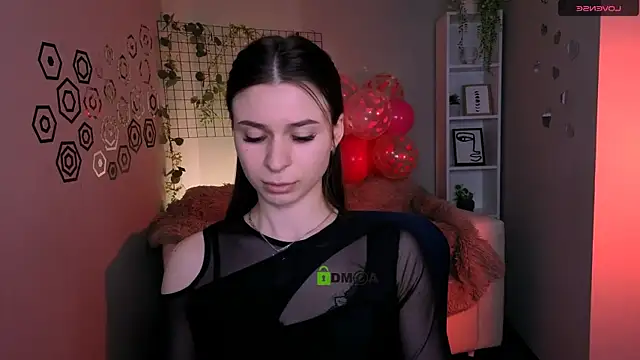 Snapshot of flora_ri chatting on 02/24/26, 10:49 flora ri online show from 02/24/26, 10:49