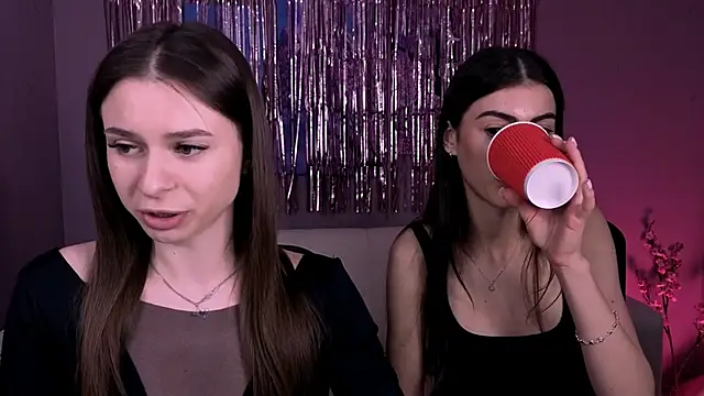 Snapshot of flora_ri chatting on 02/25/26, 10:37 flora ri online show from 02/25/26, 10:37