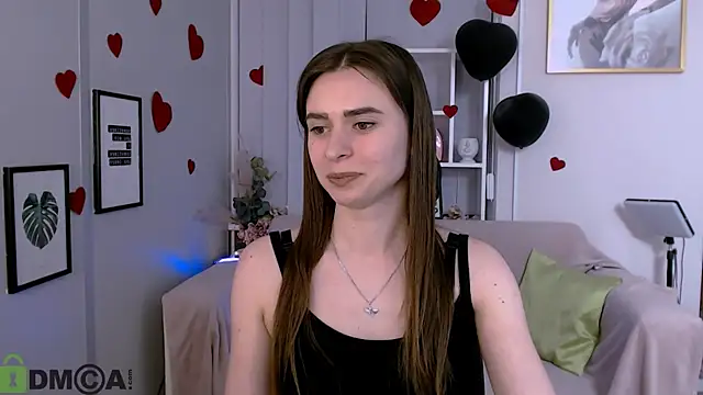 Snapshot of flora_ri chatting on 02/26/25, 06:04 flora ri online show from 02/26/25, 06:04