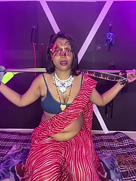 Snapshot of YourSuperTanya chatting on 10/15/25, 08:17 YourSuperTanya online show from 10/15/25, 08:17