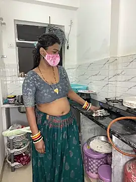 Snapshot of YourSuperTanya chatting on 02/14/26, 05:51 YourSuperTanya online show from 02/14/26, 05:51