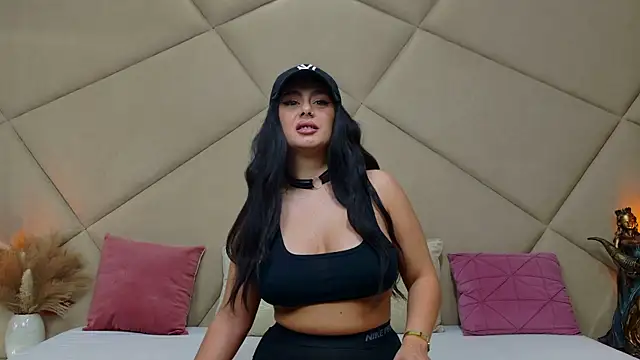 Snapshot of ChloeFrost chatting on 11/13/25, 06:06 ChloeFrost online show from 11/13/25, 06:06