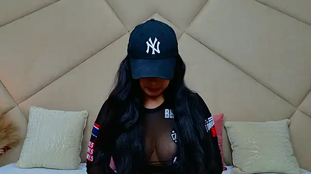 ChloeFrost online show from 10/03/25, 04:58