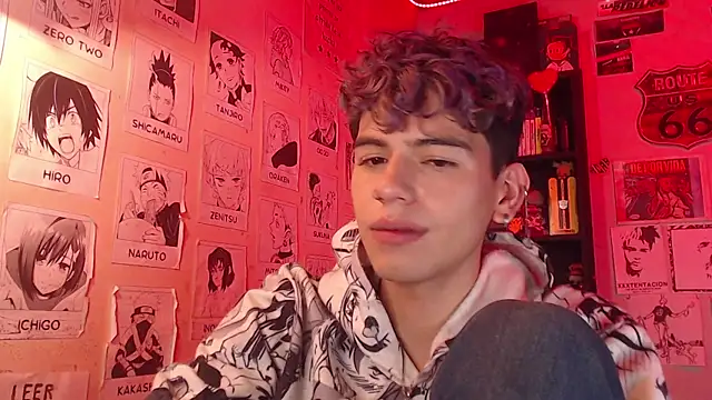 Snapshot of Mickey_Magic chatting on 02/26/25, 01:00 Mickey Magic online show from 02/26/25, 01:00