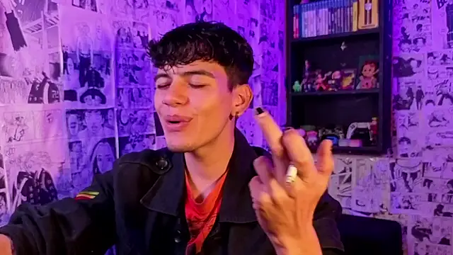 Snapshot of Mickey_Magic chatting on 02/06/26, 06:20 Mickey Magic online show from 02/06/26, 06:20