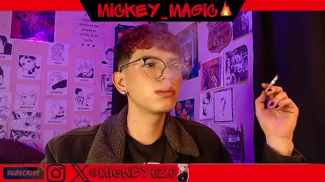 Snapshot of Mickey_Magic chatting on 03/12/25, 02:30 Mickey Magic online show from 03/12/25, 02:30