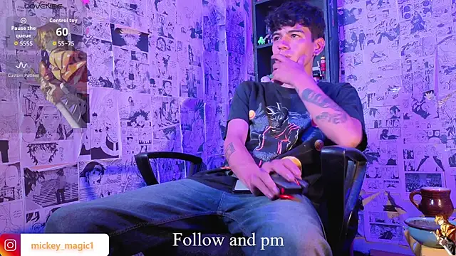 Snapshot of Mickey_Magic chatting on 02/14/26, 04:56 Mickey Magic online show from 02/14/26, 04:56