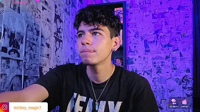 Snapshot of Mickey_Magic chatting on 02/07/26, 06:32 Mickey Magic online show from 02/07/26, 06:32