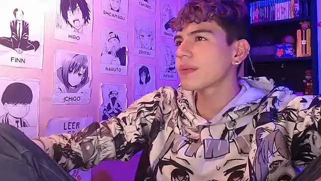 Snapshot of Mickey_Magic chatting on 02/26/25, 09:55 Mickey Magic online show from 02/26/25, 09:55