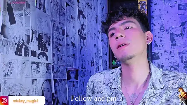 Snapshot of Mickey_Magic chatting on 02/20/26, 05:26 Mickey Magic online show from 02/20/26, 05:26