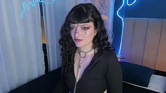 JeanneSabatier online show from 12/16/25, 07:51