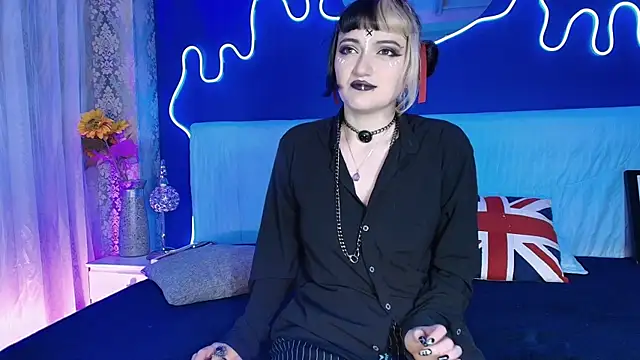 JeanneSabatier online show from 05/21/26, 07:44