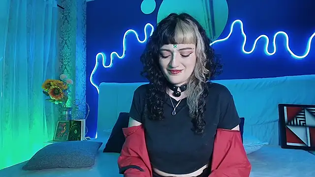 JeanneSabatier online show from 04/28/26, 07:40