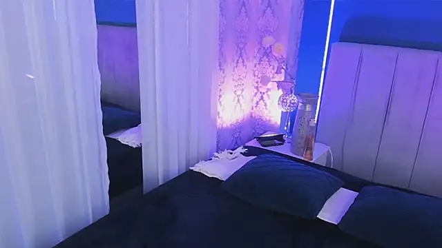 JeanneSabatier online show from 11/21/25, 08:19