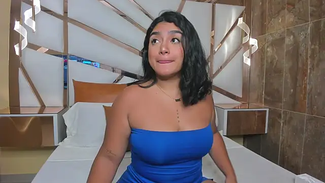 Snapshot of Camila_Mason chatting on 03/14/25, 01:48 Camila Mason online show from 03/14/25, 01:48