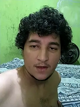 passivofoggozo69 online show from 10/09/25, 03:18