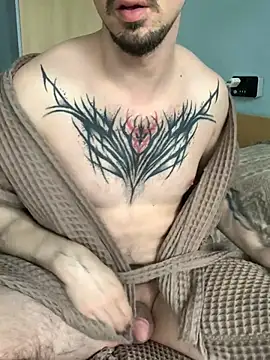 AssHunter4k online show from 04/18/26, 09:44