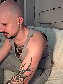 AssHunter4k online show from 02/10/26, 08:02