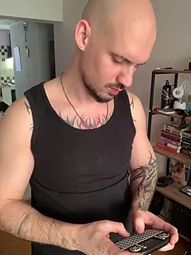 AssHunter4k online show from 12/19/25, 09:11