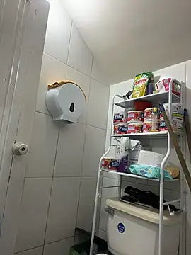 Miia Jazmin online show from 12/20/25, 06:11