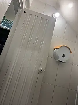 Miia Jazmin online show from 12/02/25, 02:08