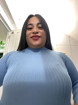 Miia Jazmin online show from 10/02/25, 07:06