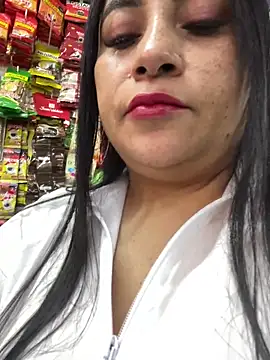 Miia Jazmin online show from 09/29/25, 08:25