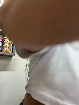 Miia Jazmin online show from 12/19/25, 02:08