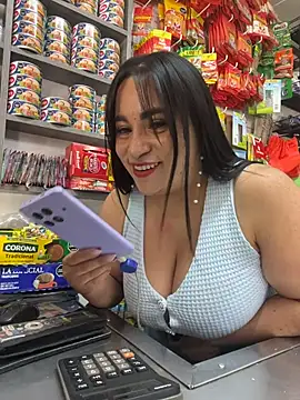 Miia Jazmin online show from 11/08/25, 04:10