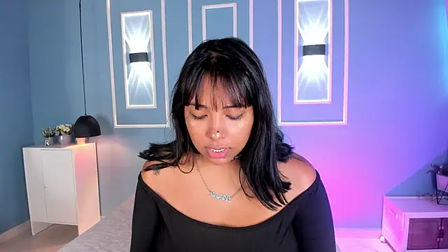 isabella zc online show from 06/26/26, 12:22