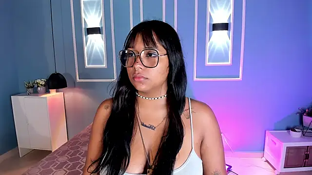 isabella zc online show from 06/12/26, 11:41