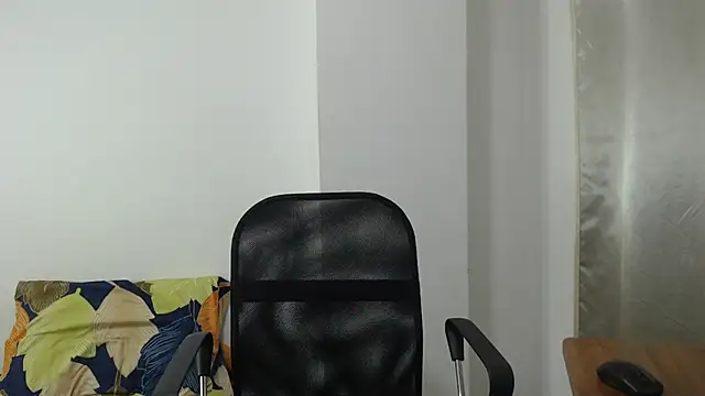 Aleex Miller online show from 10/04/25, 06:26