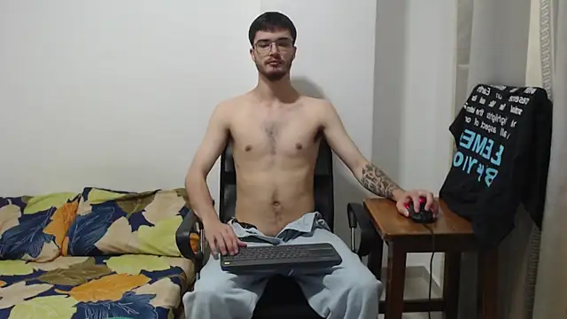 Aleex Miller online show from 10/23/25, 06:45