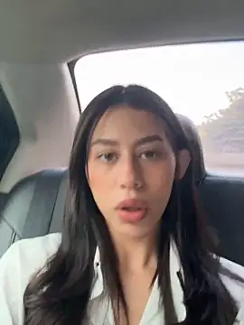 hannah brady online show from 03/03/25, 03:00