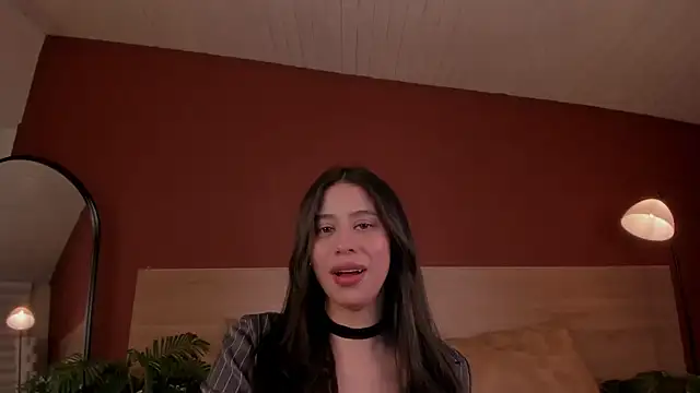 hannah brady online show from 11/12/25, 11:19