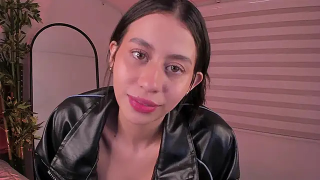 hannah brady online show from 02/20/25, 01:14