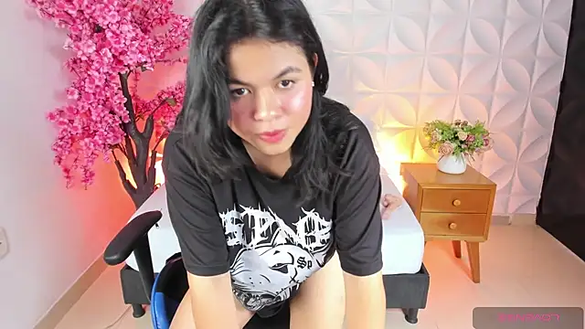 adarna13  online show from 03/13/25, 10:21