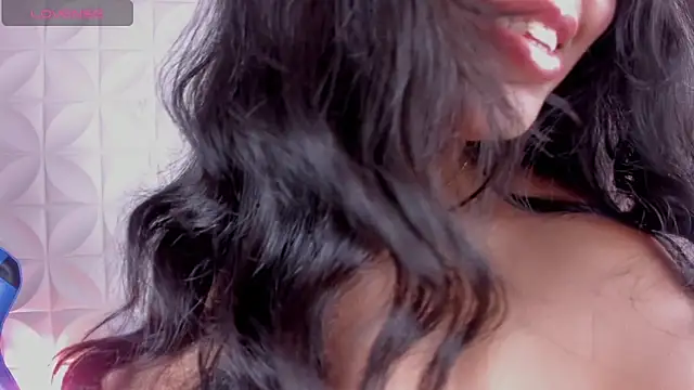 adarna13  online show from 03/06/26, 07:42