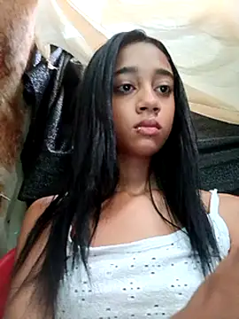 Snapshot of Zoe_Sweett18 chatting on 03/13/25, 12:35 Zoe Sweett18 online show from 03/13/25, 12:35