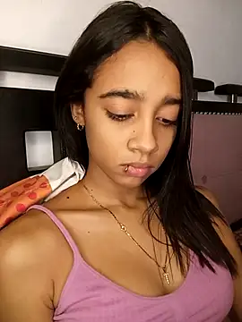 Zoe Sweett18 online show from 03/25/26, 06:18