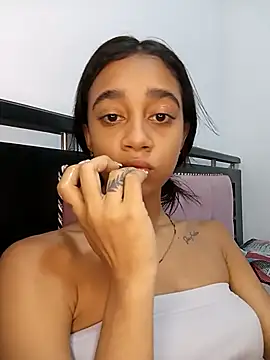 Zoe Sweett18 online show from 03/11/26, 01:43