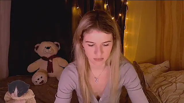 Melissa smith  online show from 12/16/25, 03:27