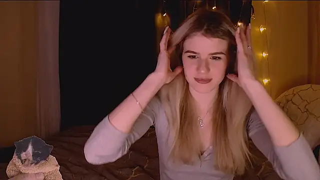 Melissa smith  online show from 12/13/25, 08:04