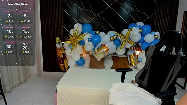 Snapshot of Lolly_18 chatting on 10/14/25, 03:12 Lolly 18 online show from 10/14/25, 03:12